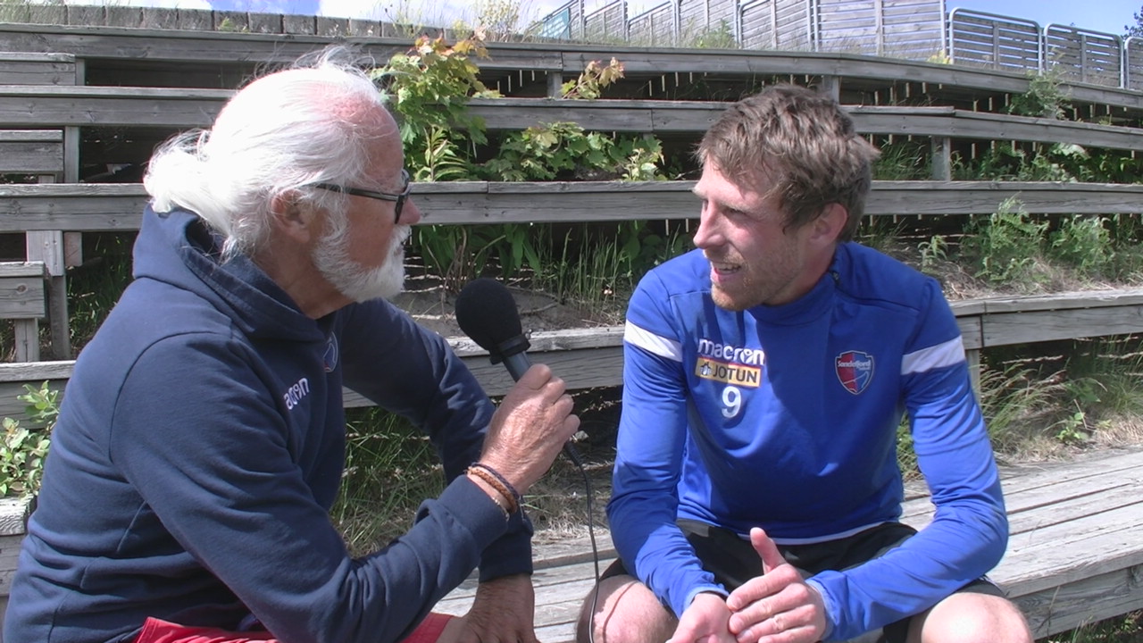 Håvard Storbæk før kampen mot Strømmen.MP4